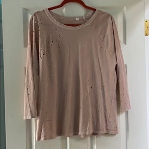 salmon quarter sleeve shirt with small holes